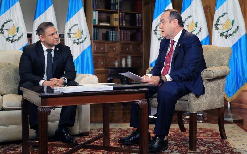 Presidente Alejandro Giammattei entrevista a Henry Alejandro Elías Wilson