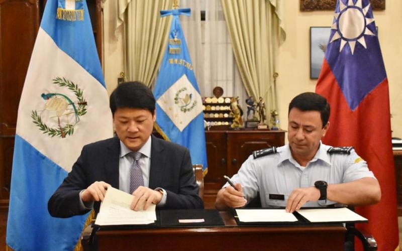 Ministerio de la Defensa Nacional y Embajada de la República de China (Taiwán) suscribieron convenio para la implementación de programa de enseñanza del idioma mandarín.