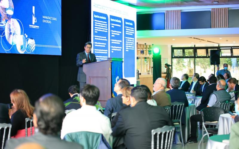 MAGA promueve la competitividad del caucho y el hule guatemalteco