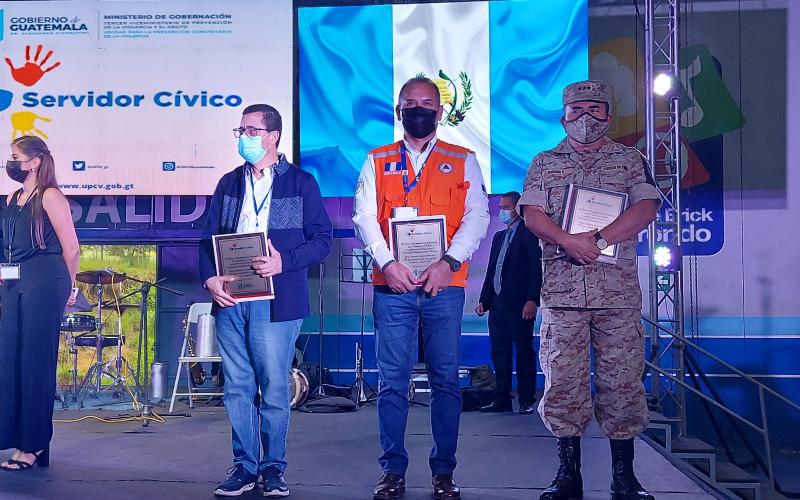 CONRED recibe reconocimiento por su apoyo a los proyectos del Servicio Cívico 2022.