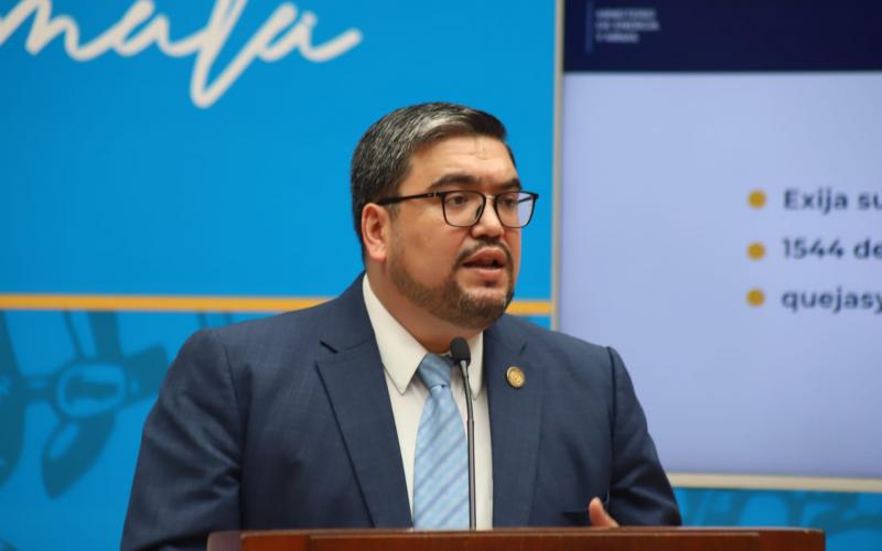 Alberto Pimentel Mata, Ministro de Energía y Minas.