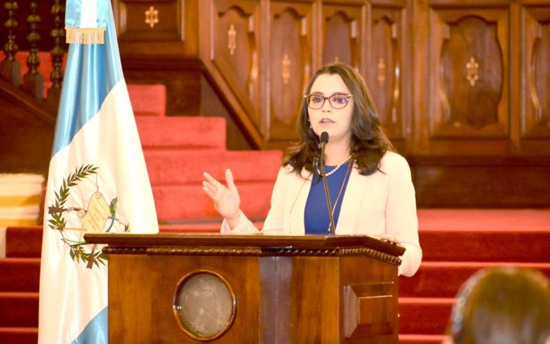 Secretaria Keila Gramajo presentó a Viceministros y Secretarios de gobierno los dos procesos de SEGEPLAN que fueron certificados bajo la norma ISO 9001:2015