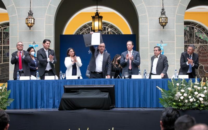 Presidente Alejandro Giammattei 
