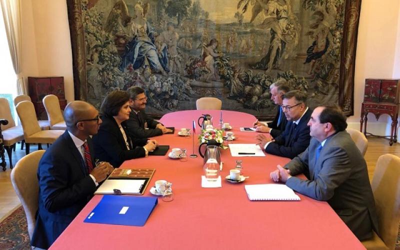 Guatemala y República Checa buscan impulsar el intercambio comercial y cultural 