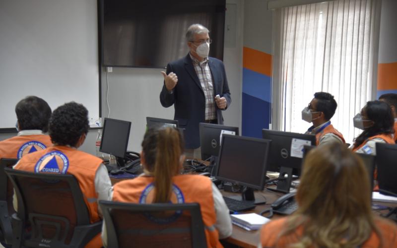 Capacitación impartida a colaboradores de la CONRED.