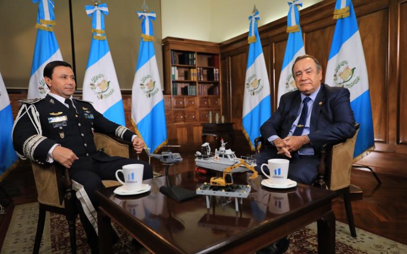 En Consulta con el Dr. Giammattei