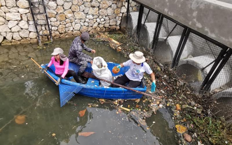 AMPI promueve el saneamiento de las fuentes de agua en Flores, Petén