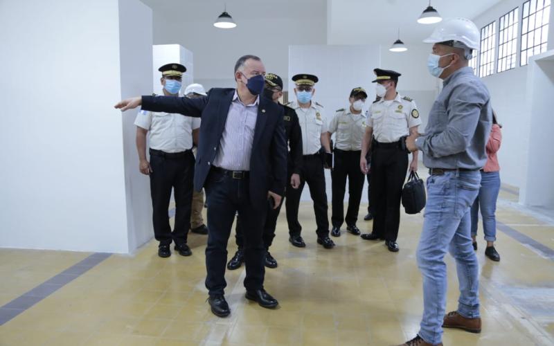 Más 2000 agentes beneficiados con proyecto de alimentación policial