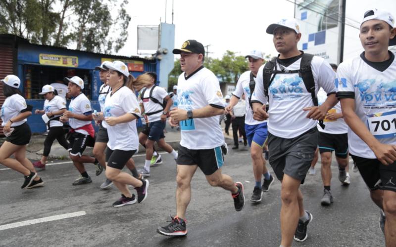 Ministro Barrientos: “Hacer deporte es la mejor decisión”