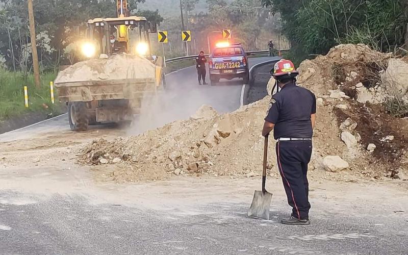Derrumbe registrado en Palencia, Guatemala. 
