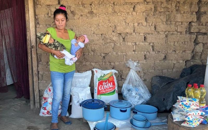Fodes entrega alimentos a usuaria en Monjas, Jalapa