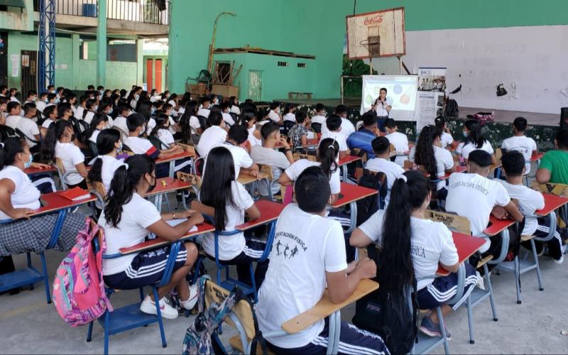 Estudiantes de Ocós, San Marcos inician formación de Guardianes Ecológicos