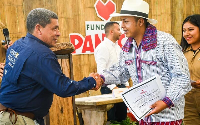 Campesinos guatemaltecos se capacitan en Colombia como técnicos agropecuarios