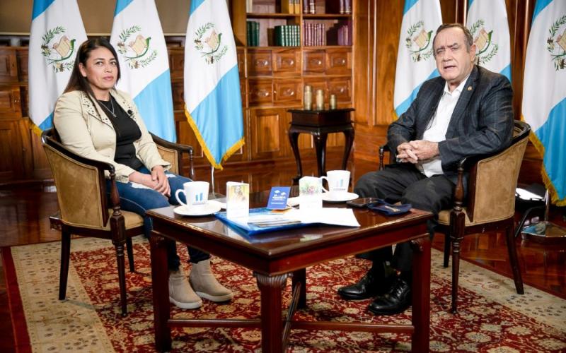 En Consulta con el Dr. Giammattei