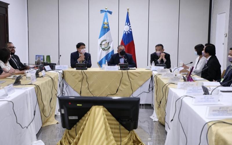 Minex recibe a delegación taiwanesa con interés comercial en Guatemala