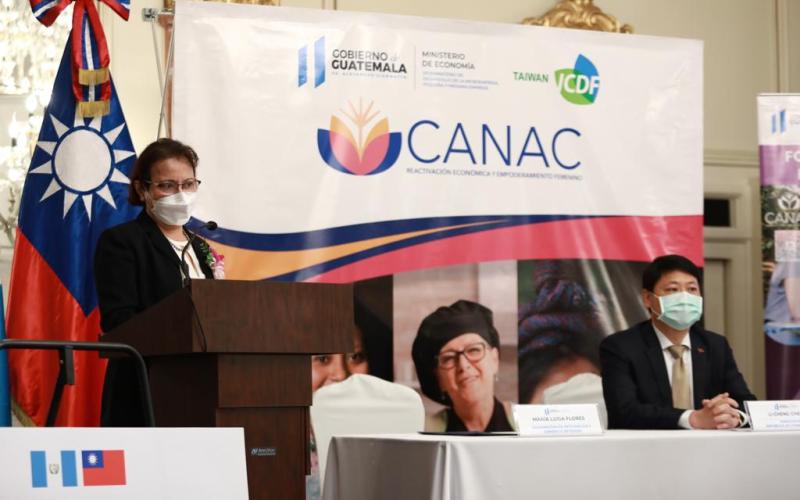 La Viceministra de Integración y Comercio Exterior, María Luisa Flores, inauguró la actividad