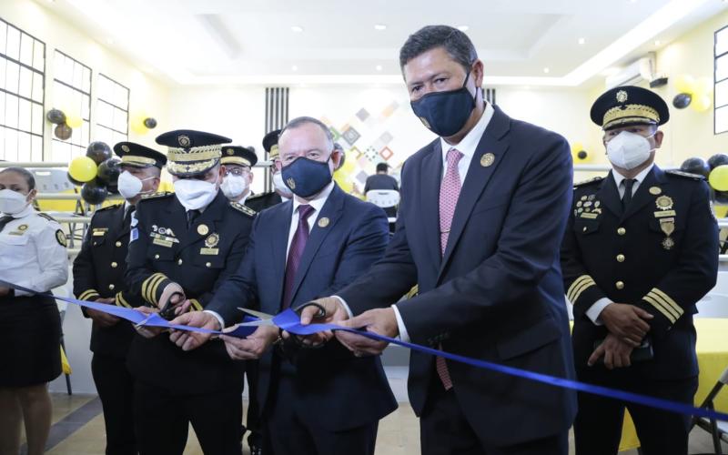 Comedor policial busca bienestar de agentes