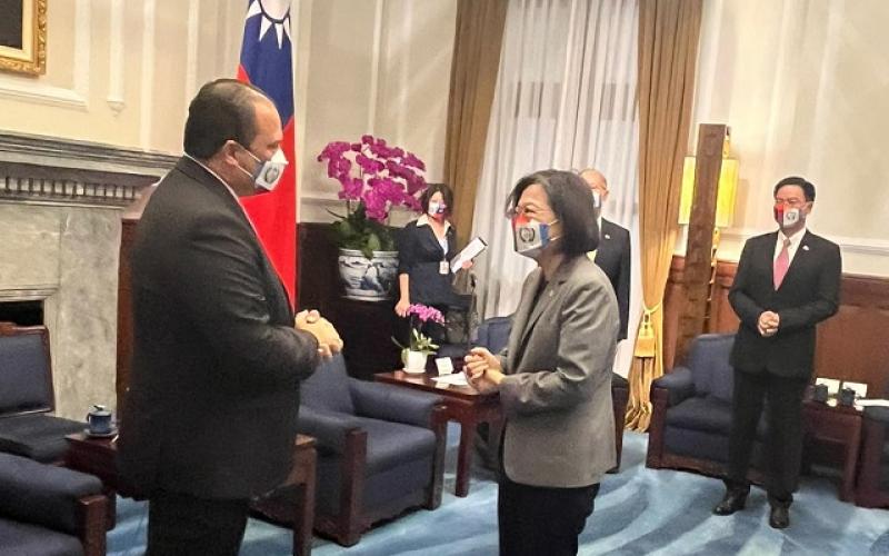 Canciller de Guatemala y presidenta de la República de China (Taiwán) abordan asuntos bilaterales, diplomáticos y de cooperación 