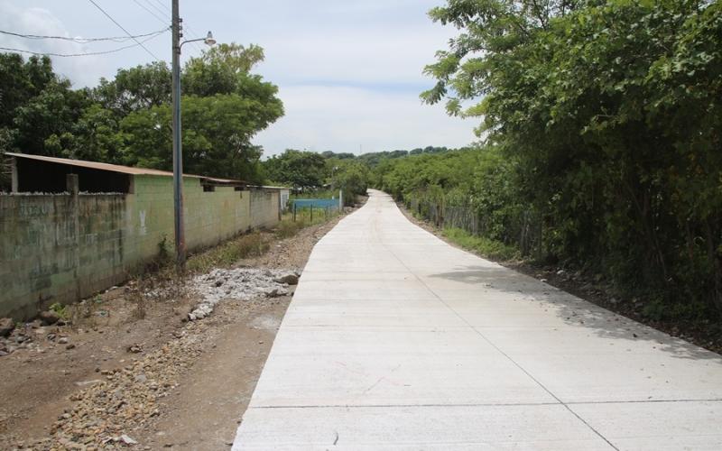 Fodes mejora camino en San Luis Jilotepeque, Jalapa