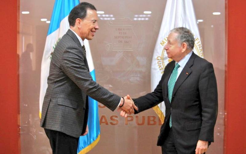 Ministro con Embajador de Seguridad Vial ONU 