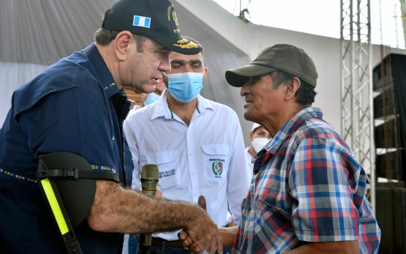 Presidente Alejandro Giammattei en el municipio de La Unión 