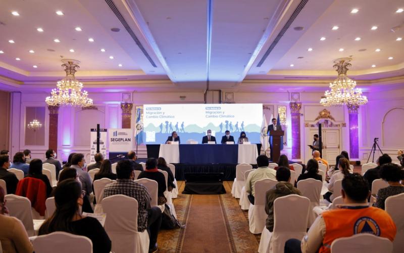 MARN promueve prácticas de adaptación climática para reducir la migración