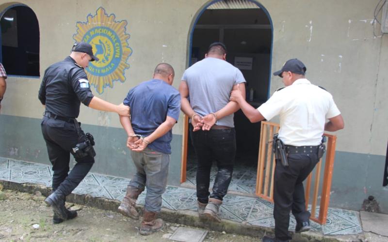 Incautan cigarrillos de contrabando valorados en Q8 millones