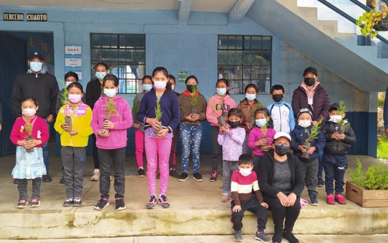 Reforestación y formación sobre los bosques llega a San Marcos