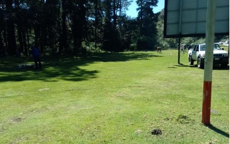 Líderes ambientales del MARN eliminan basurero en Tecpán