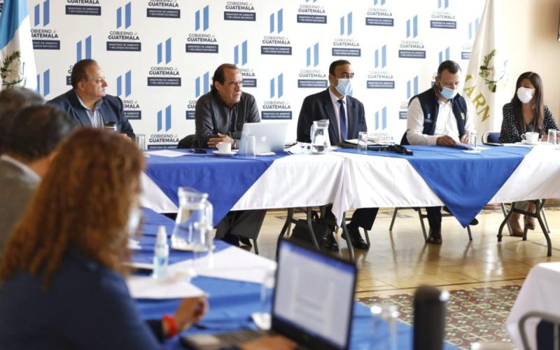 MARN establece comisiones para el manejo y resguardo del agua