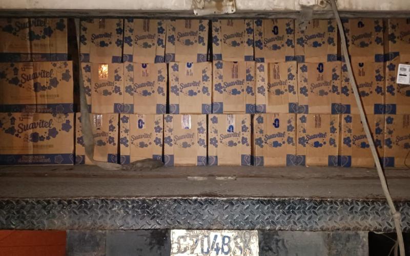 Pilotos bajo custodia por transportar mercadería sin declarar