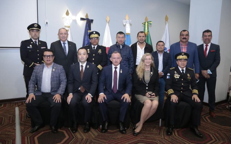 Lanzan proyecto Policía Comunitaria Fase II  y Encuentro Ciudadano
