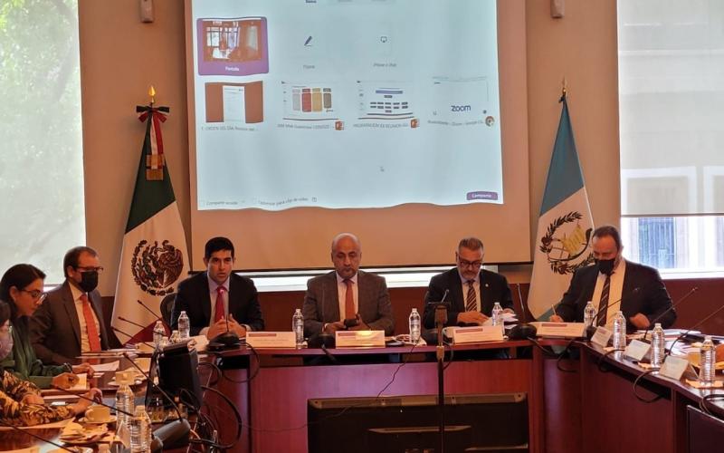 En la reunión se acordó continuar trabajando bajo el principio de responsabilidad compartida, con miras a fortalecer el trabajo en beneficio de las personas migrantes ante los retos migratorios comunes.