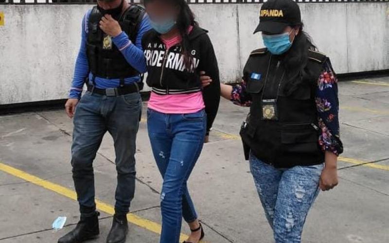 Presunta pandillera alias "La Flaca" capturada por extorsión