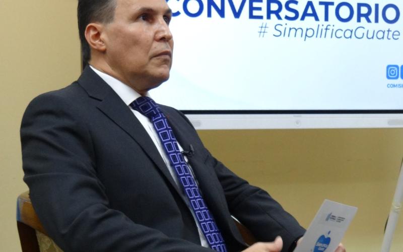 Coordinador y Director Ejecutivo de La Comisión Presidencial de Gobierno Abierto y Electrónico 