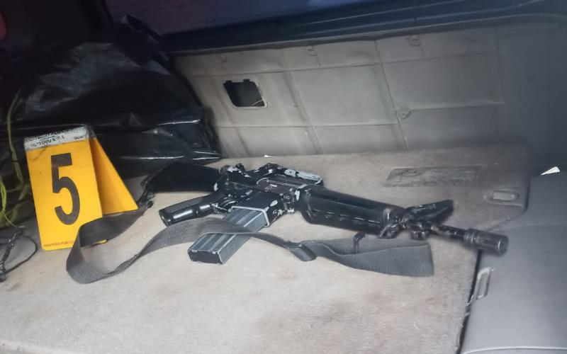 Detenidos con armamento de grueso calibre en operativos