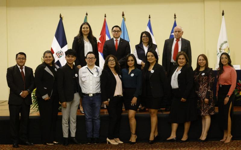 Congreso de educación ambiental refuerza estrategia del MARN para proteger el medioambiente