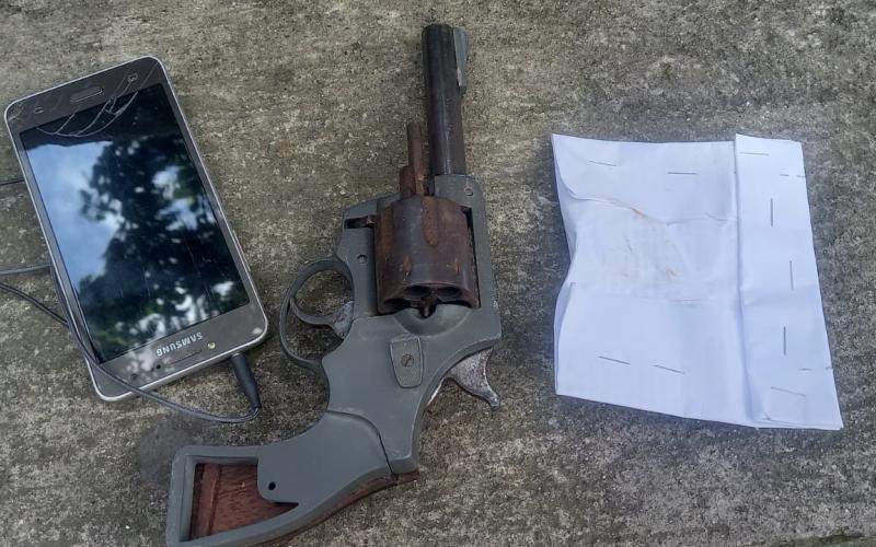 Capturan a mujer cuando pretendía realizar ataque armado a piloto de bus