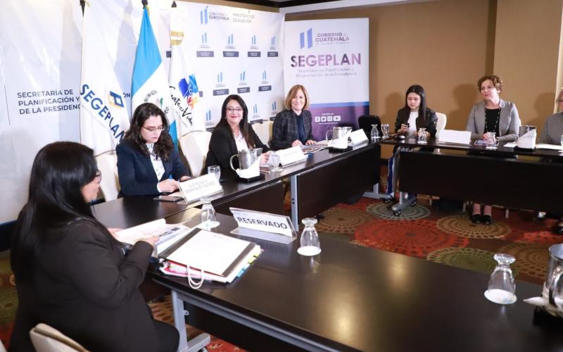 Mineduc y Segeplan presentan avances de Política Pública de Protección a la Vida y la Institucionalidad de la Familia 2021-2022