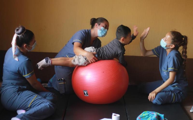 Los niños con discapacidad que viven en Baja Verapaz serán atendidos en este nuevo centro