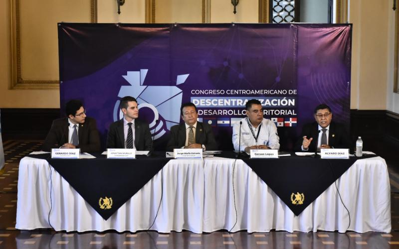 Conferencia de Prensa Congreso Centroamericano de Descentralización y Desarrollo Territorial 
