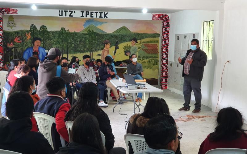 Estudiantes de Totonicapán se comprometen a cuidar el medioambiente