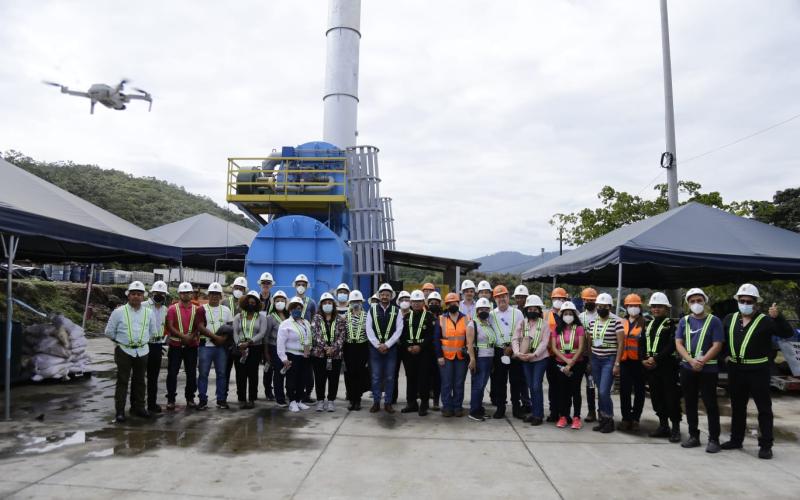 Expertos en sustancias químicas conocen procesos de incineración en Complejo de Precursores