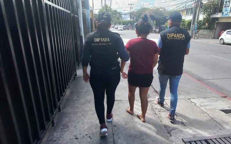 PNC remite a presunta pandillera por extorsión