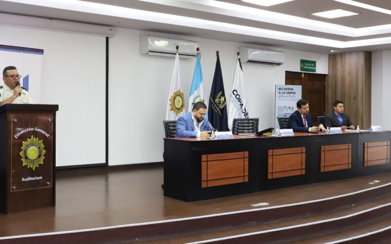 Autoridades instan en capacitar a personal policial