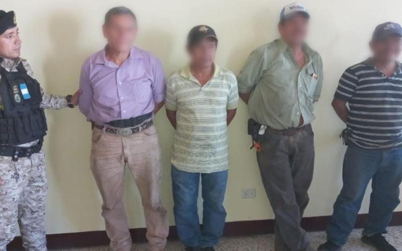 Diprona captura a cuatro por tala ilegal de producto forestal en Saláma Baja Verapaz