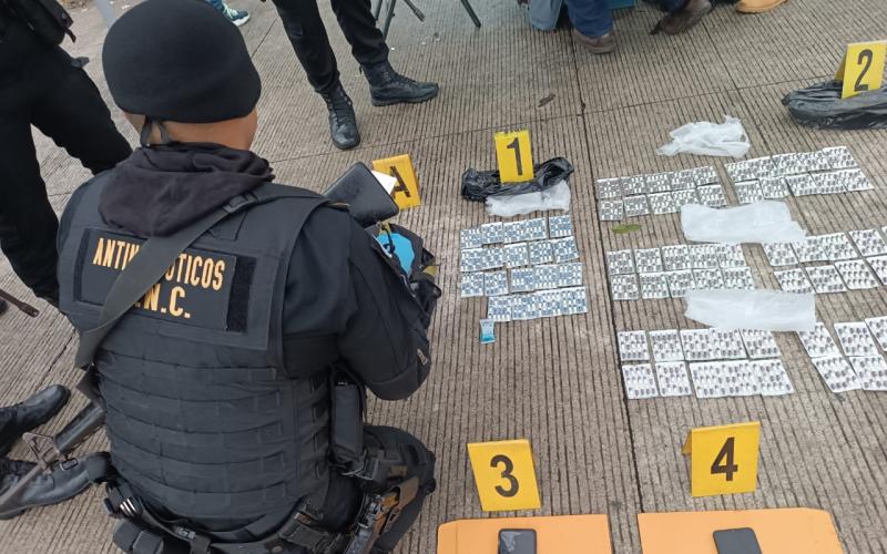 Pasajero de autobús detenido por transportar cocaína 