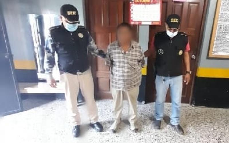 Persona detenida hacía mendigar a sexagenario en México