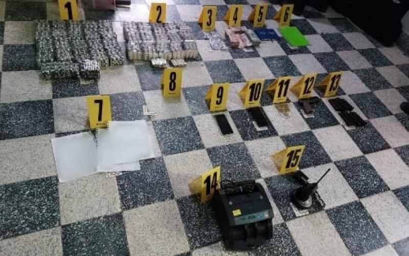 Detienen a 5 distribuidores de droga en allanamientos