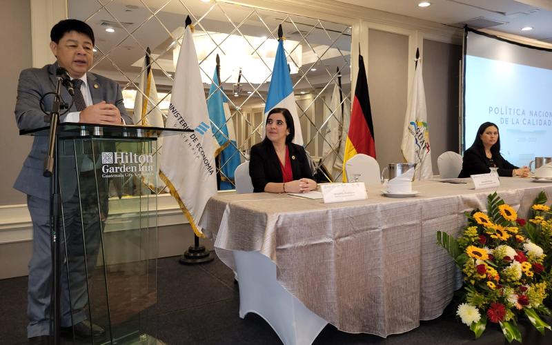 Director del Sistema Nacional de Calidad comparte las normas técnicas para el sector turismo